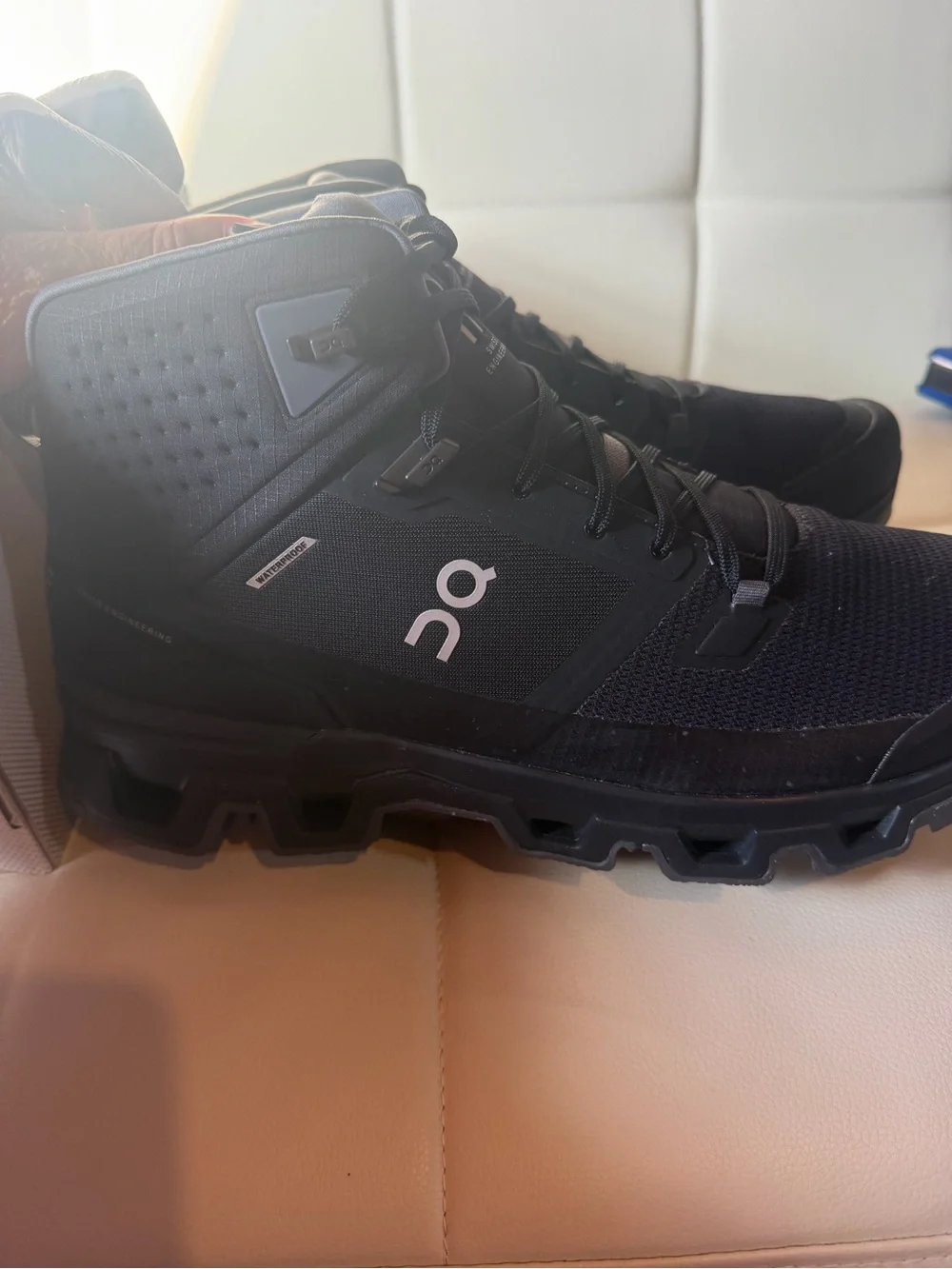 On cloud rock Running Black Waterproof Mid-Top Trail Boot! 13